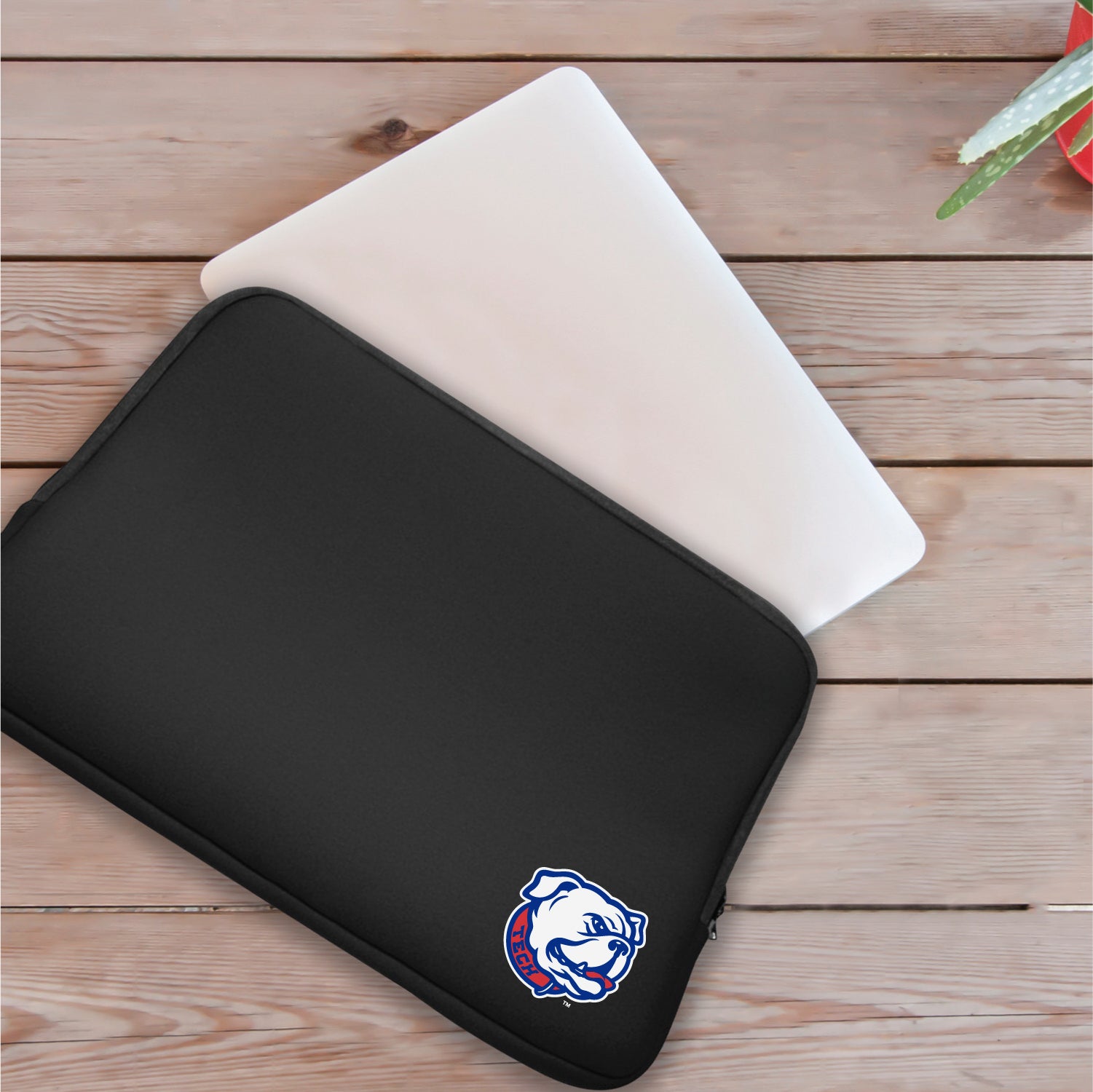 Louisiana Tech Neoprene Laptop Sleeve | OTM Essentials